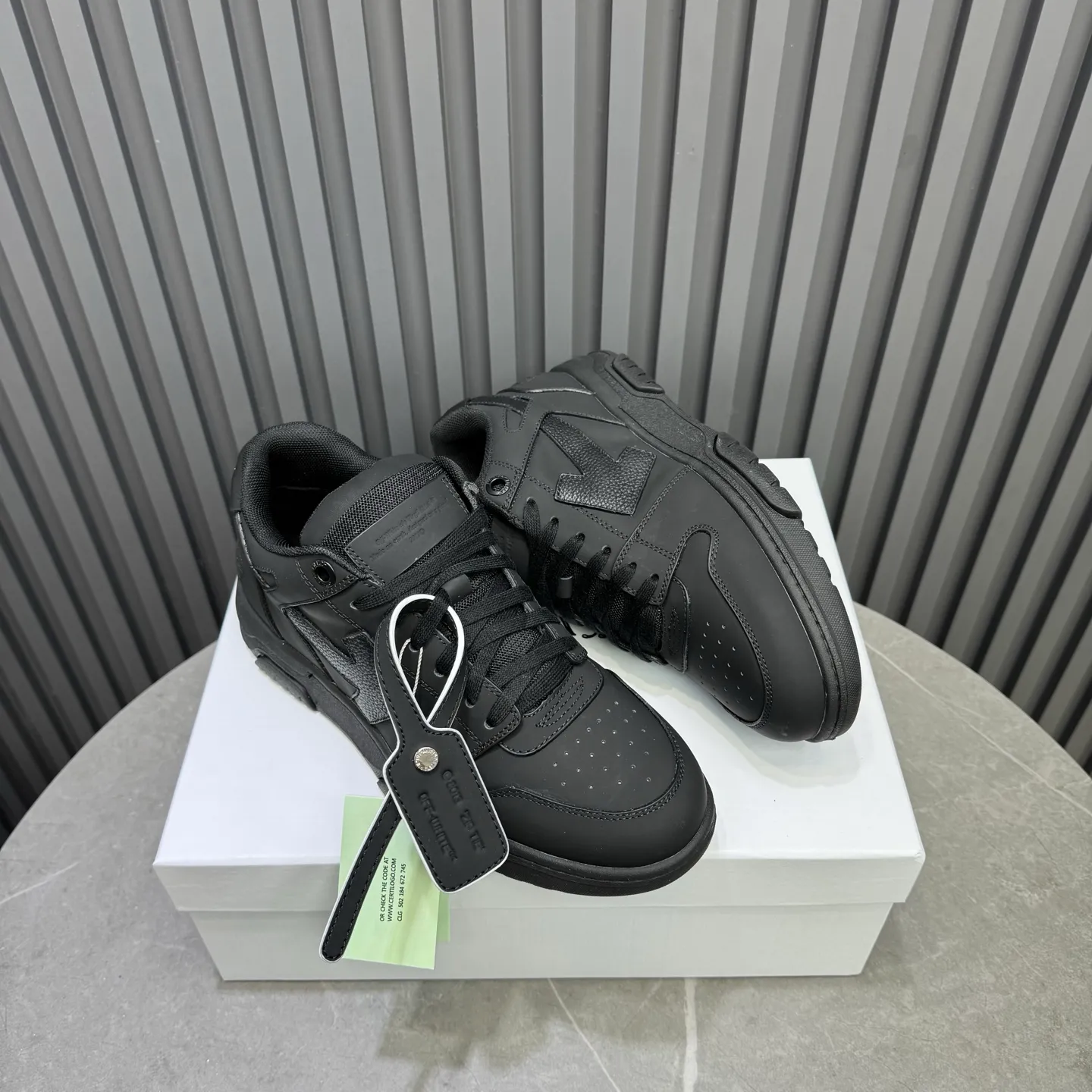 P620 OFF WHITE⚡️Couple model⚡️35-40 women’s model 39-46 men’s model